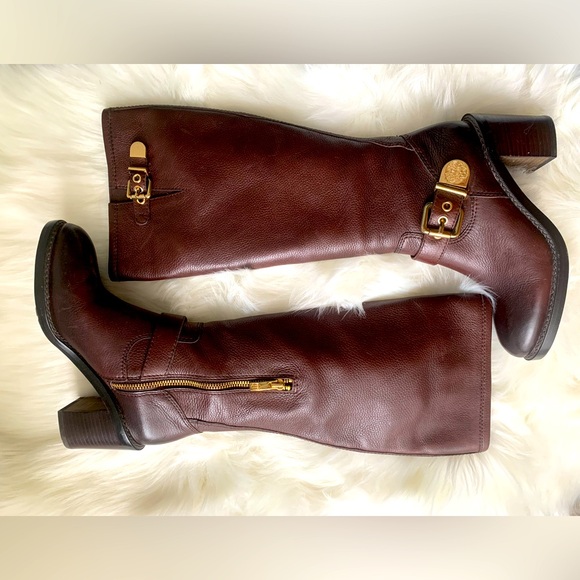 Vince Camuto Brown Heeled Boots - Picture 2 of 15